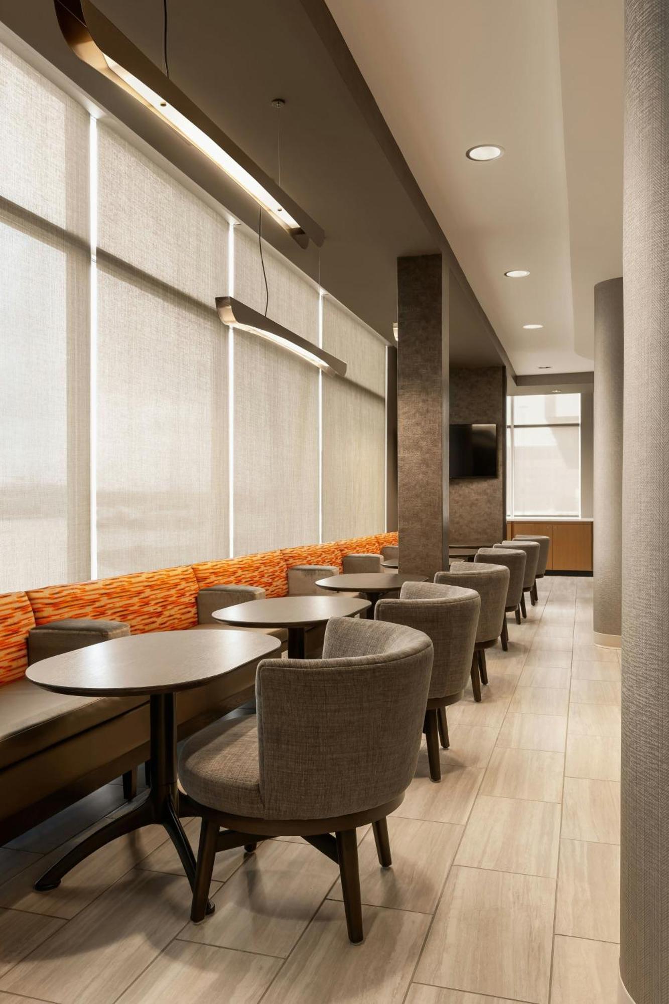 Springhill Suites By Marriott Фарго Экстерьер фото